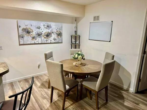 $1,800 | 737 Crest Pines Drive, Unit 613, Orlando, FL 32828