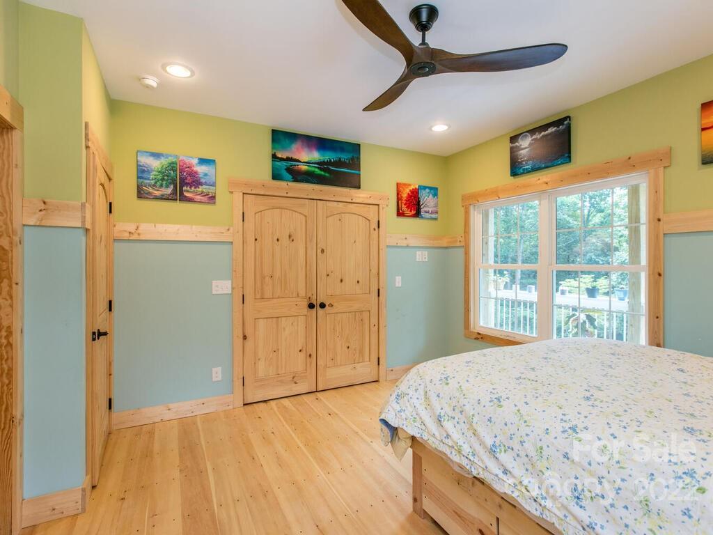 827 Hutch Mountain Road Fletcher, NC 28732 - Photo 16 of 46 Gallery Image 16