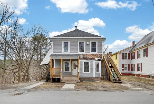 $275,000 | 126 West Lafayette Street, Claremont, NH 03743