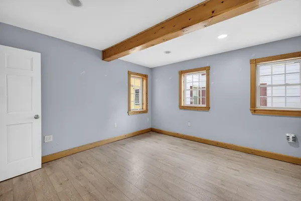 $275,000 | 126 West Lafayette Street, Claremont, NH 03743