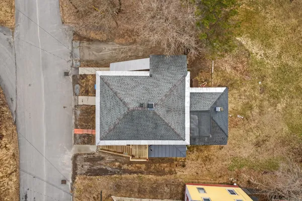 $275,000 | 126 West Lafayette Street, Claremont, NH 03743