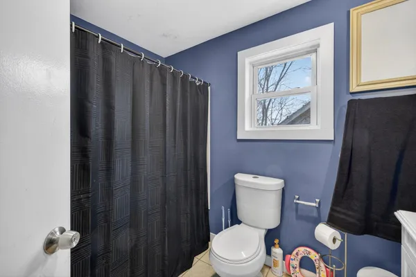 $275,000 | 126 West Lafayette Street, Claremont, NH 03743