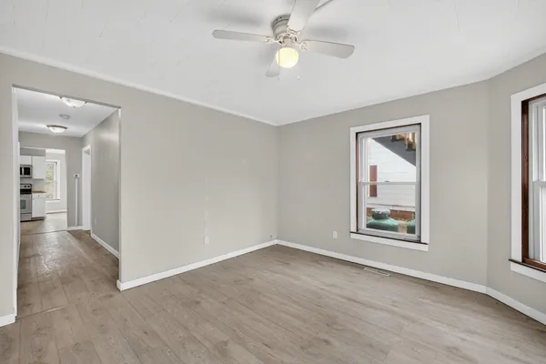 $275,000 | 126 West Lafayette Street, Claremont, NH 03743