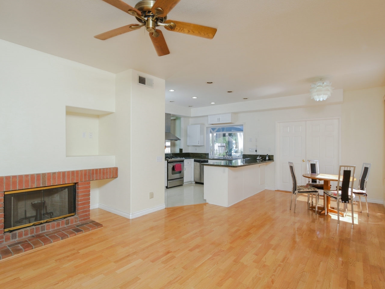 1957 Versailles Road Chula Vista, CA 91913 - Photo 11 of 22 Gallery Image 11