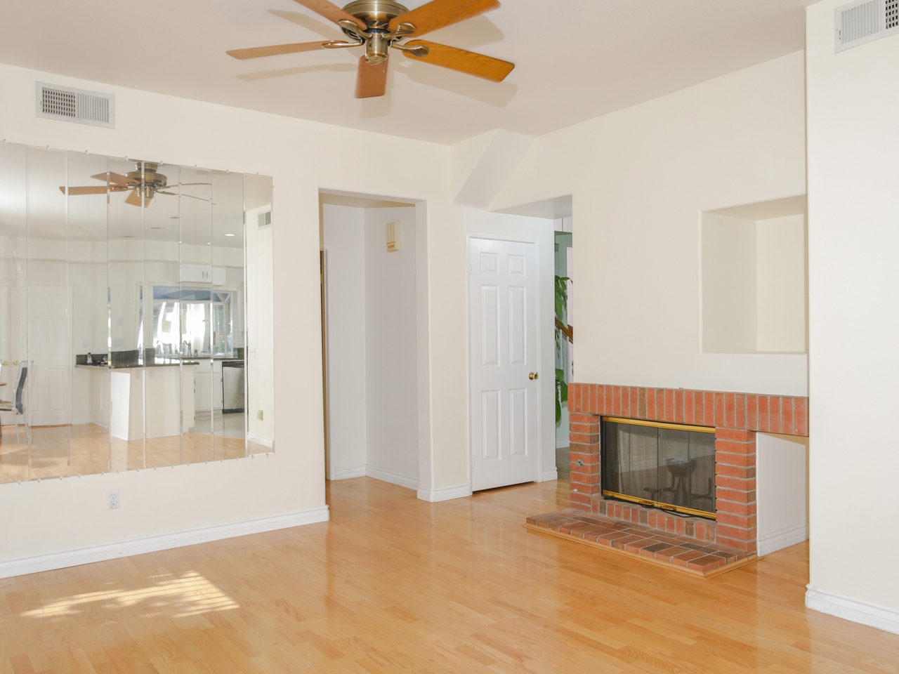 1957 Versailles Road Chula Vista, CA 91913 - Photo 12 of 22 Gallery Image 12