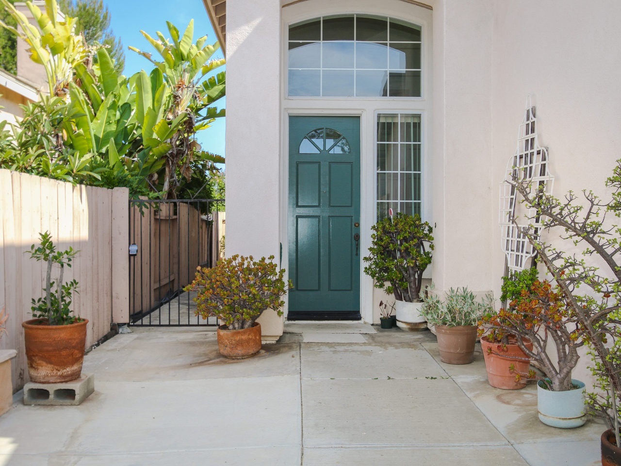1957 Versailles Road Chula Vista, CA 91913 - Photo 3 of 22 Gallery Image 3