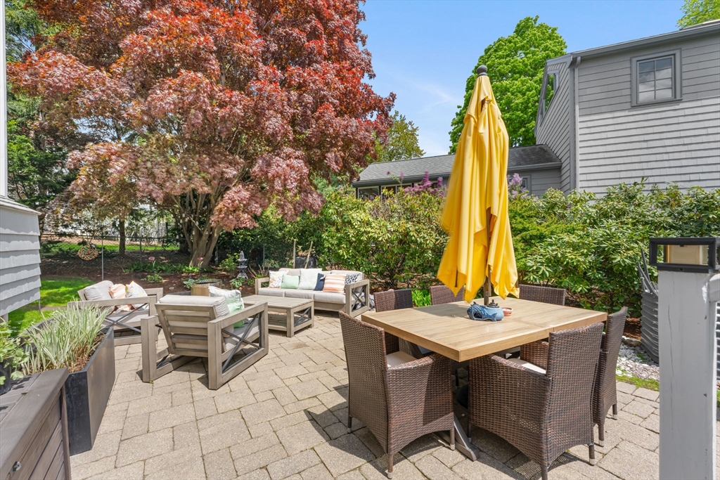 106 Annawan Road Newton, MA 02468 - Photo 26 of 31