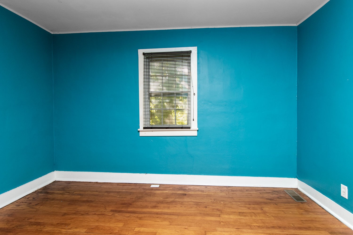 180 Linden Road Centerville, TN 37033 - Photo 11 of 15 Gallery Image 11