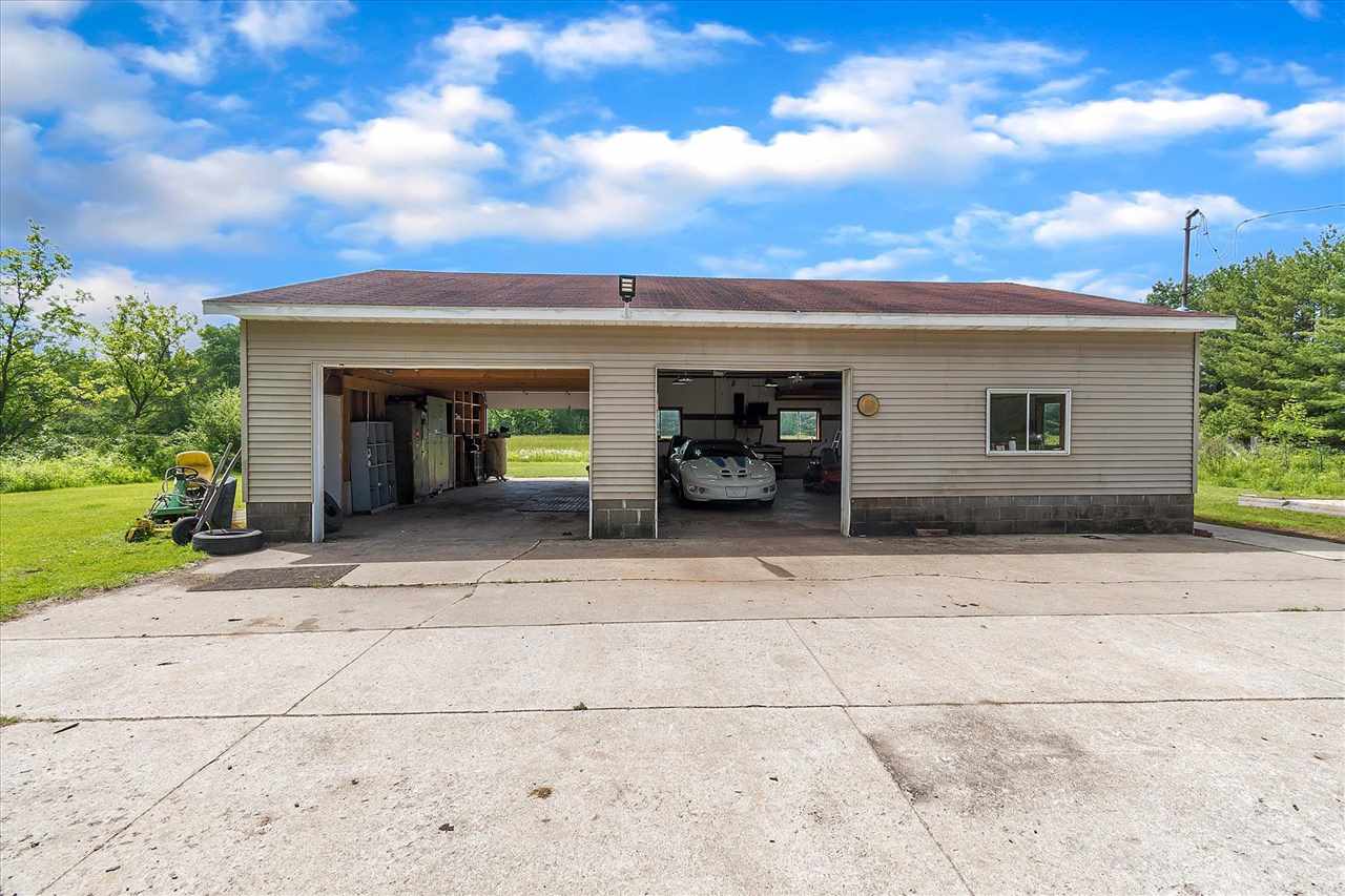 4834 Bay Gladwin County Line Road Rhodes, MI 48652 - Photo 27 of 36