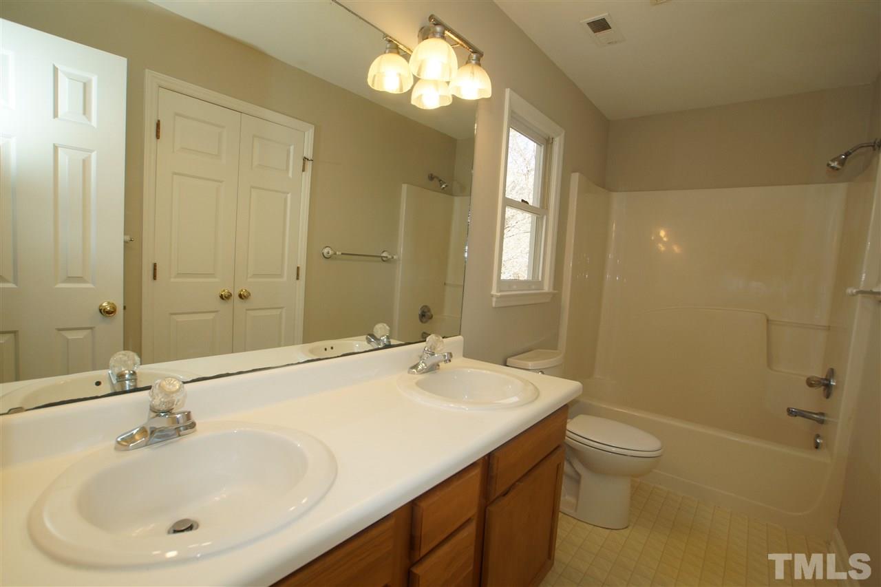 1605 Lethbridge Court Raleigh, NC 27606 - Photo 15 of 25 Gallery Image 15