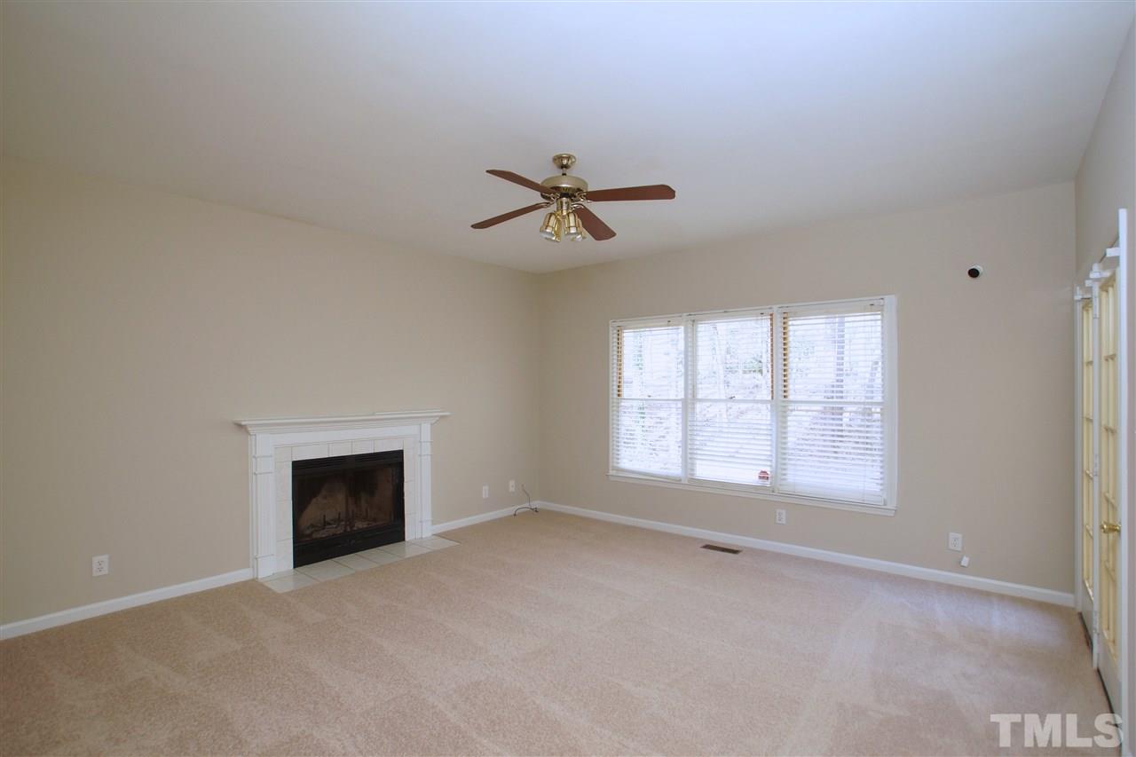 1605 Lethbridge Court Raleigh, NC 27606 - Photo 4 of 25 Gallery Image 4