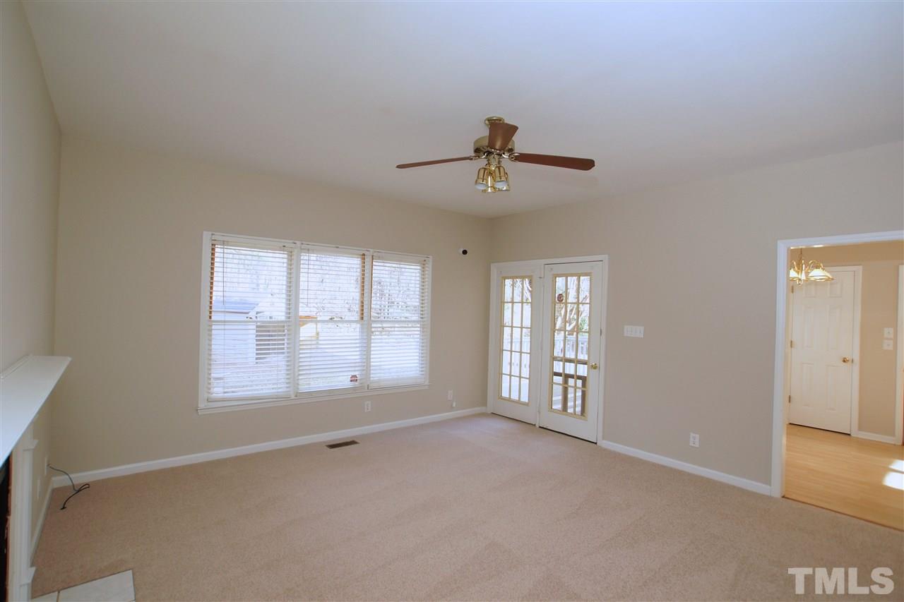 1605 Lethbridge Court Raleigh, NC 27606 - Photo 5 of 25 Gallery Image 5