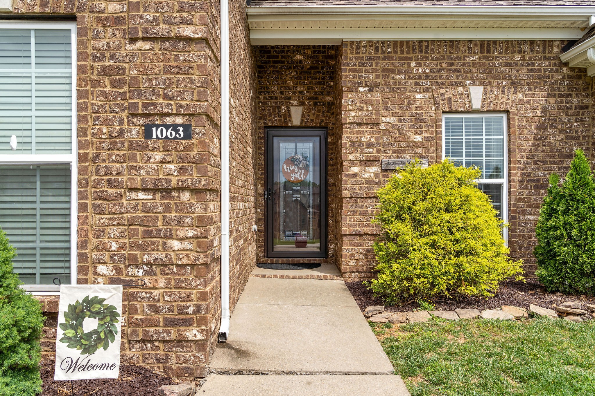 1063 Grace Road Ashland City, TN 37015 - Photo 2 of 34 Gallery Image 2