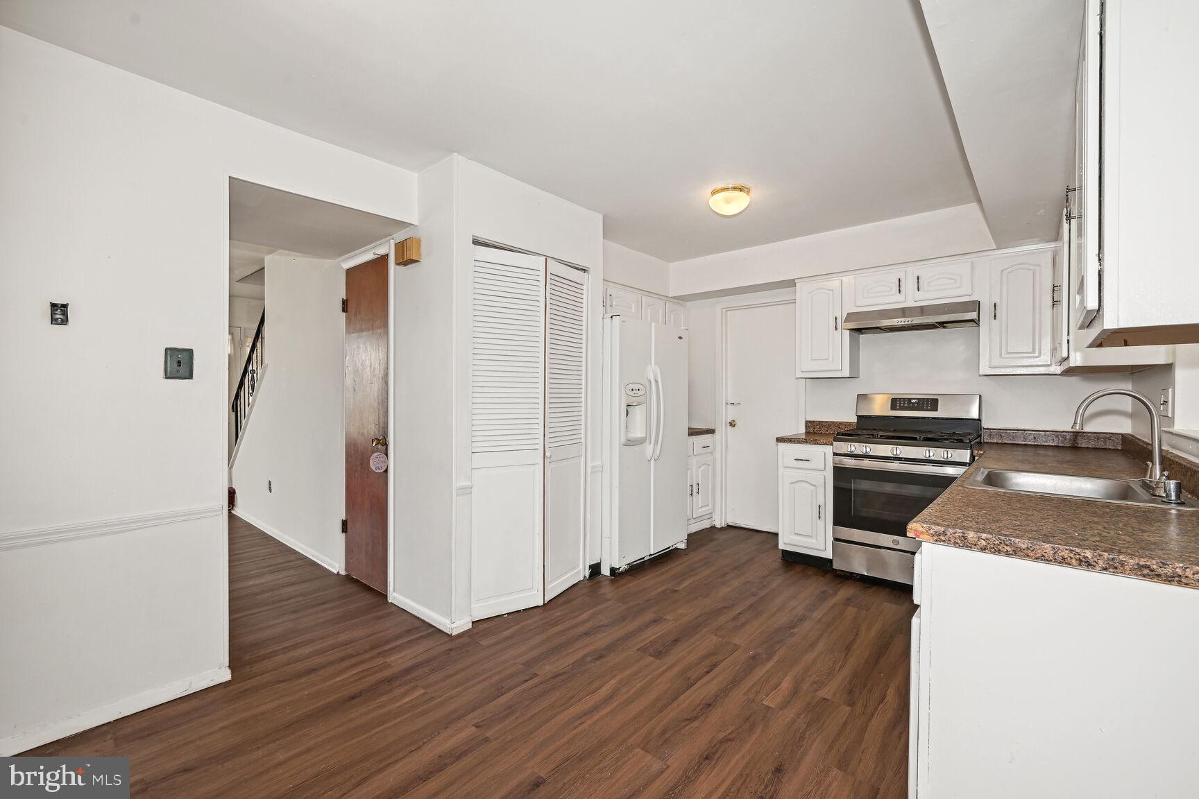 1716 Williamsburg Place Clementon, NJ 08021 - Photo 12 of 25