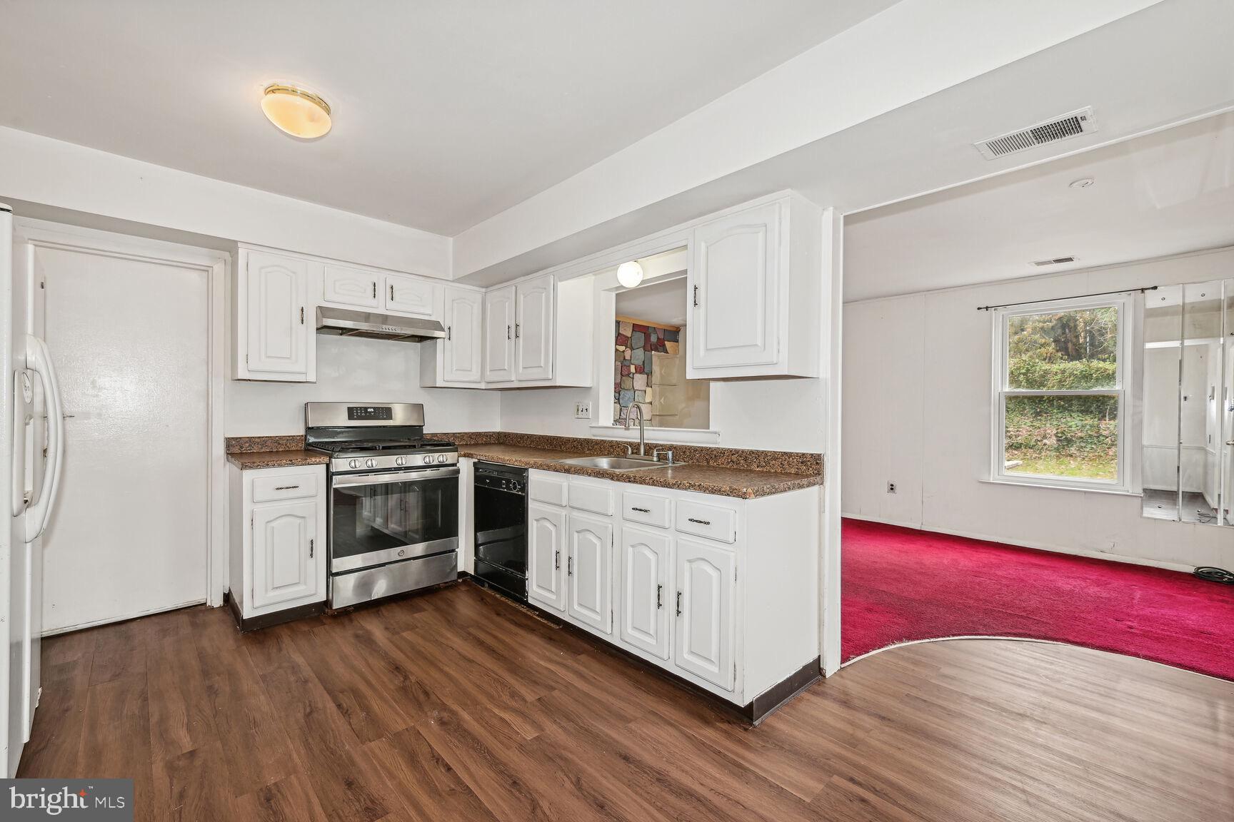 1716 Williamsburg Place Clementon, NJ 08021 - Photo 13 of 25