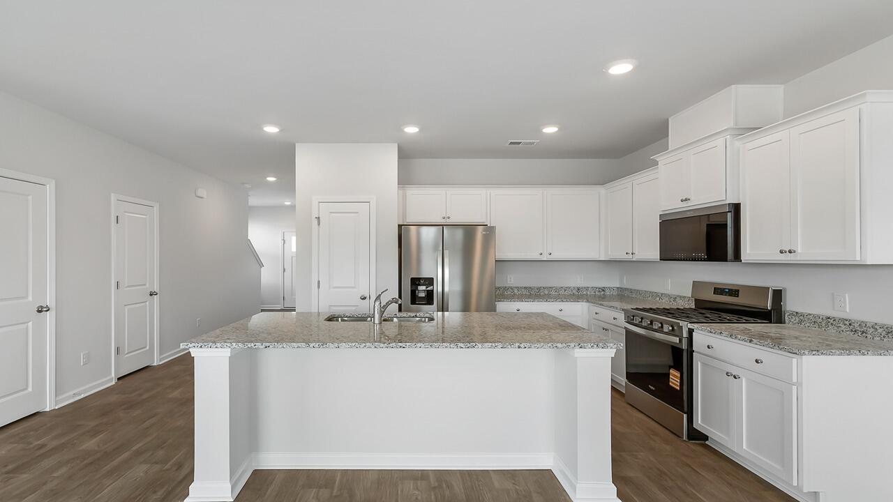 167 Yarrow Way Moncks Corner, SC 29461 - Photo 3 of 31 167 Yarrow 7