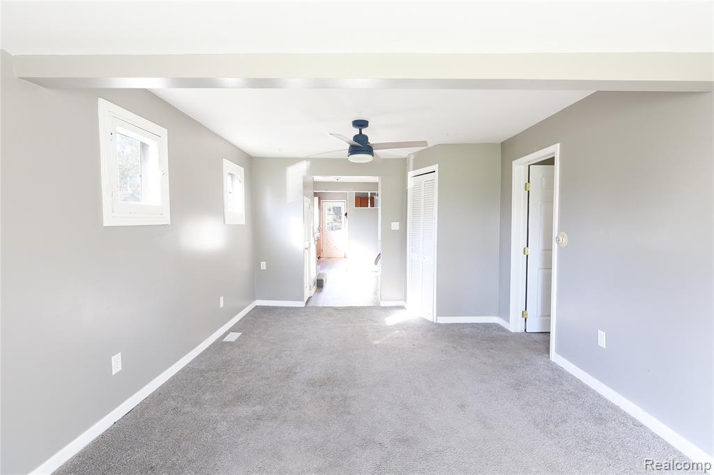 3319 Lakeview Street Monroe, MI 48162 - Photo 3 of 21