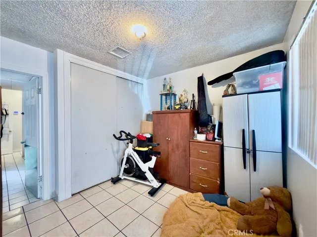 $1,599,000 | 5654 Stansbury Avenue, Van Nuys, CA 91401