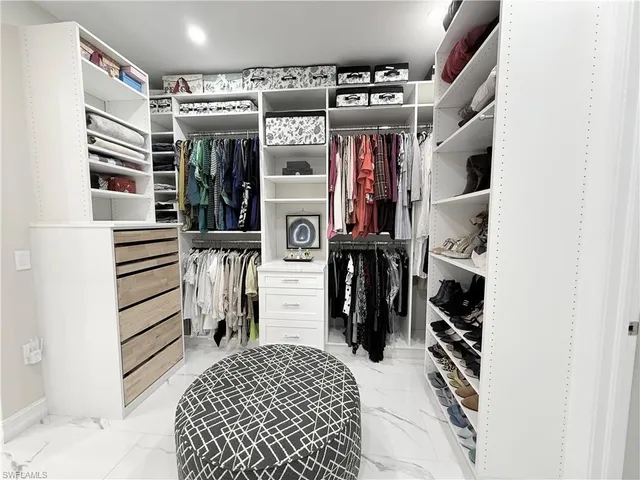 $798,900 | 3716 40th Avenue Southeast, Naples, FL 34117