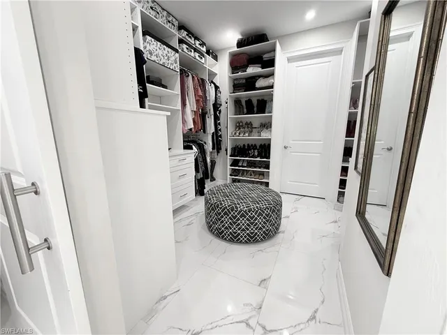 $798,900 | 3716 40th Avenue Southeast, Naples, FL 34117