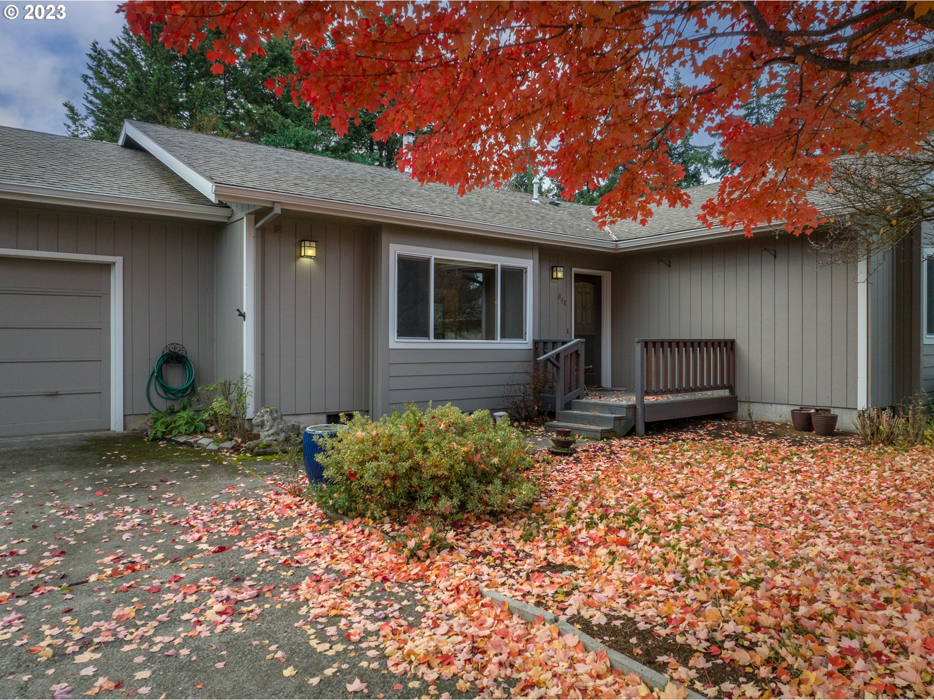 848 Adams Loop Hood River, OR 97031 - Photo 6 of 35 Gallery Image 6