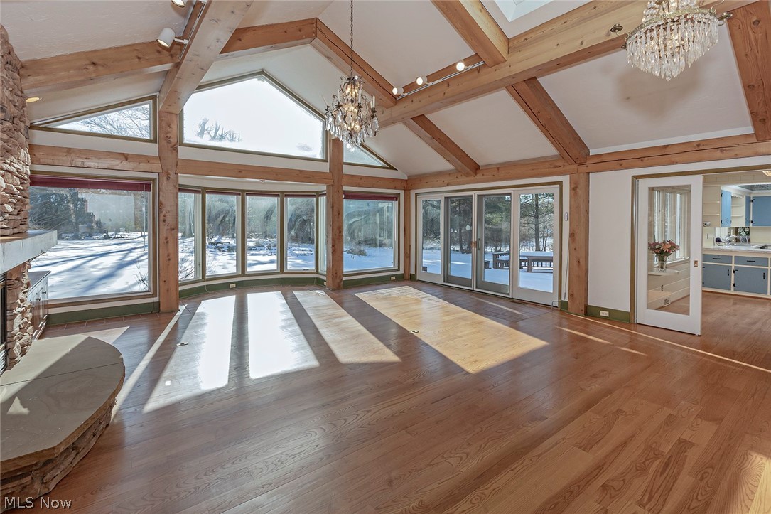 28430 Edgedale Road Pepper Pike, OH 44124 - Photo 3 of 35 Natural light from every angle