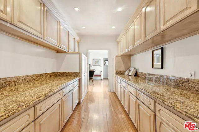 $25,000 | 1148 Coldwater Canyon Drive, Beverly Hills, CA 90210