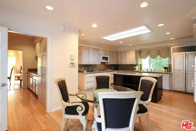 $25,000 | 1148 Coldwater Canyon Drive, Beverly Hills, CA 90210