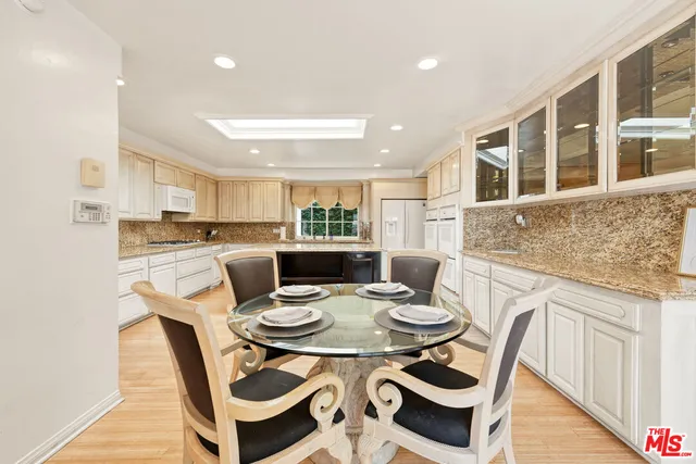 $25,000 | 1148 Coldwater Canyon Drive, Beverly Hills, CA 90210