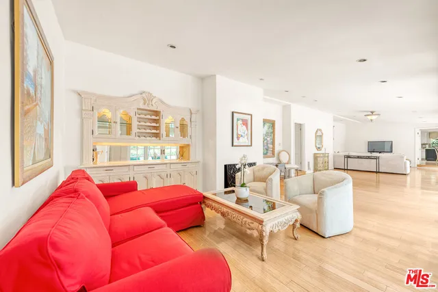 $25,000 | 1148 Coldwater Canyon Drive, Beverly Hills, CA 90210