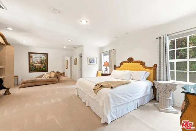 $25,000 | 1148 Coldwater Canyon Drive, Beverly Hills, CA 90210