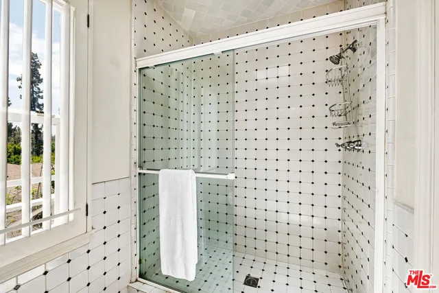 $25,000 | 1148 Coldwater Canyon Drive, Beverly Hills, CA 90210