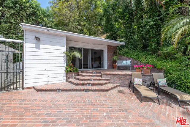 $25,000 | 1148 Coldwater Canyon Drive, Beverly Hills, CA 90210