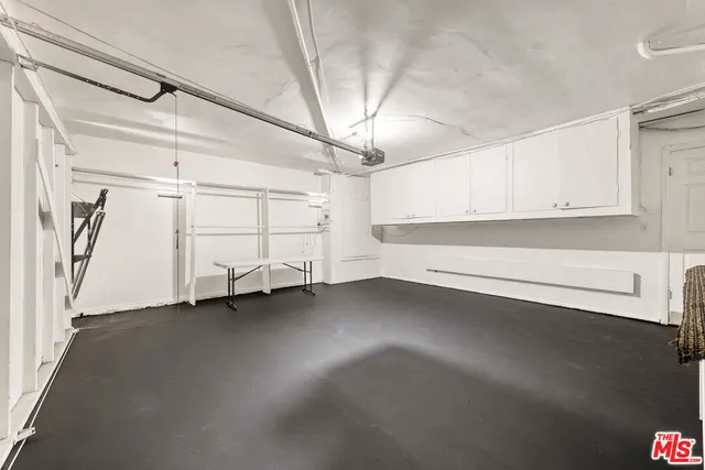 $25,000 | 1148 Coldwater Canyon Drive, Beverly Hills, CA 90210