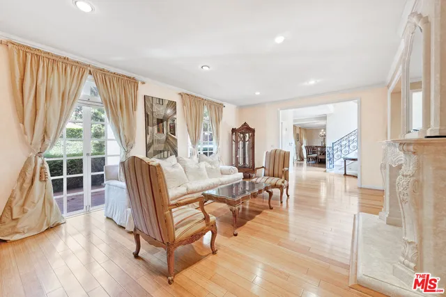 $25,000 | 1148 Coldwater Canyon Drive, Beverly Hills, CA 90210