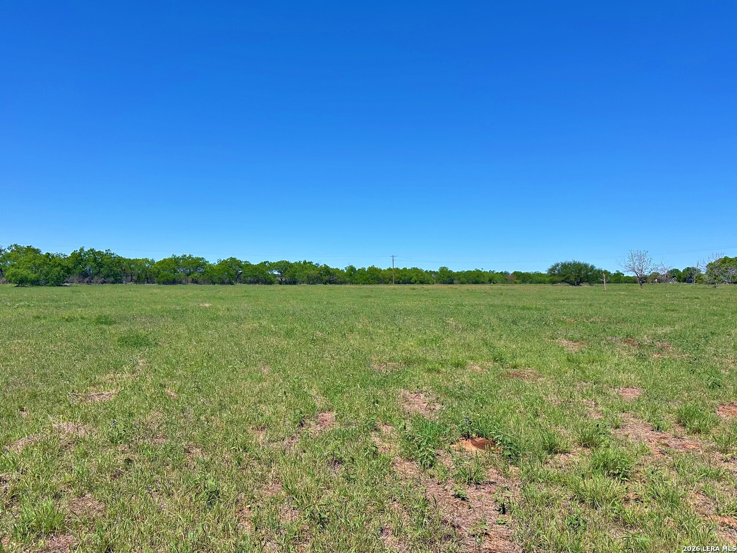 3265 Highway 97 Jourdanton, TX 78026 - Photo 18 of 23 a view of an ocean from a yard
