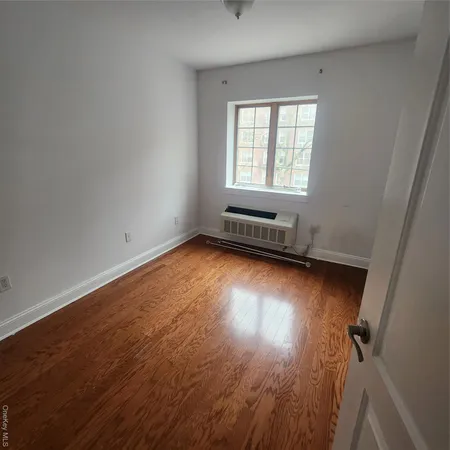 $3,400 | 85-15 120th Street, Unit 3A | Kew Gardens