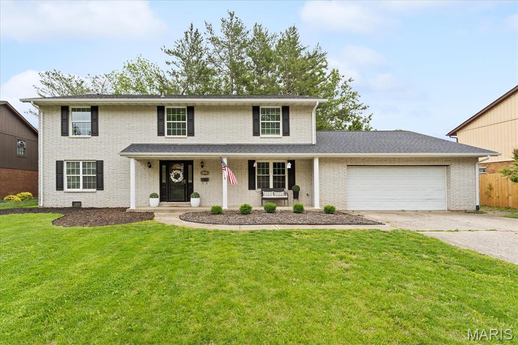802 Reiss Road O'Fallon, IL 62269 - Photo 1 of 46