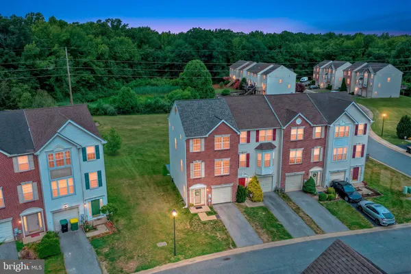 $360,000 | 8 Dolmen Lane, Bear, DE 19701