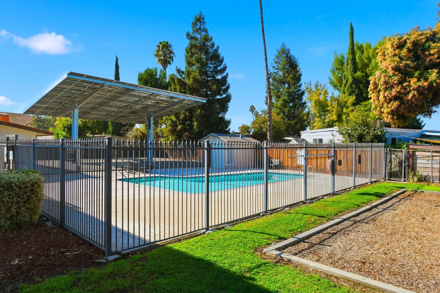 3637 Snell Avenue, Unit 248 San Jose, CA 95136 - Photo 32 of 33 a view of a backyard with a garden