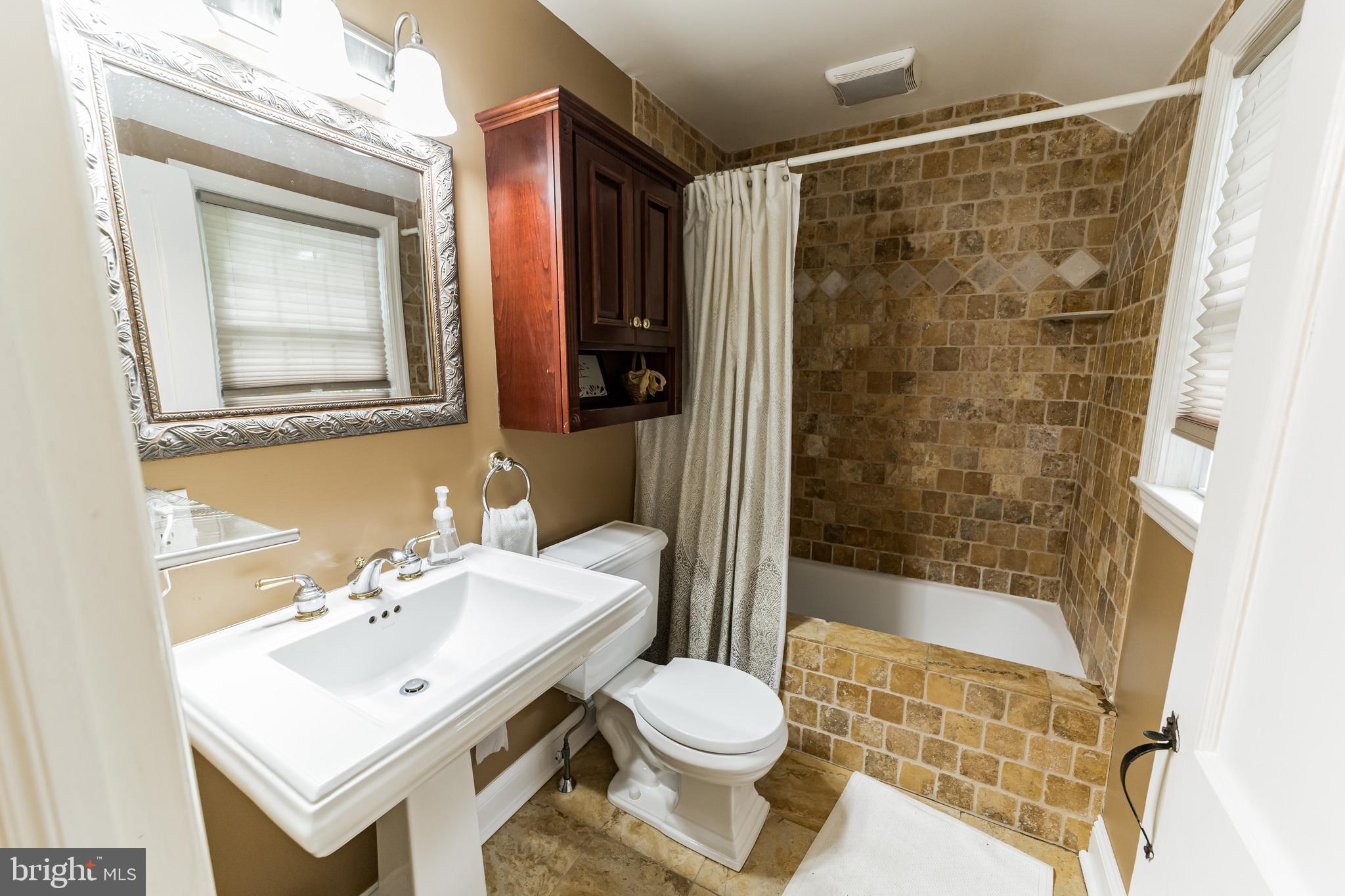1512 Crest Road Wynnewood, PA 19096 - Photo 25 of 34 Full Hall Bath