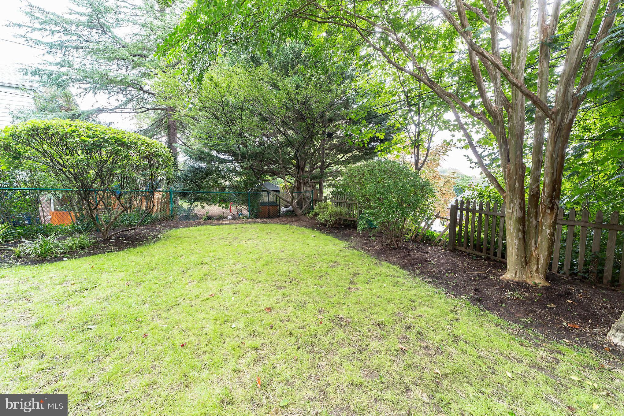 1512 Crest Road Wynnewood, PA 19096 - Photo 33 of 34 Rear Yard