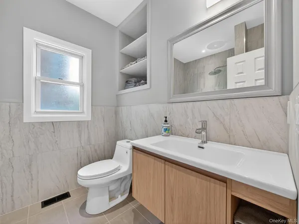 $880,000 | 24 East Park Place, Suffern, NY 10901