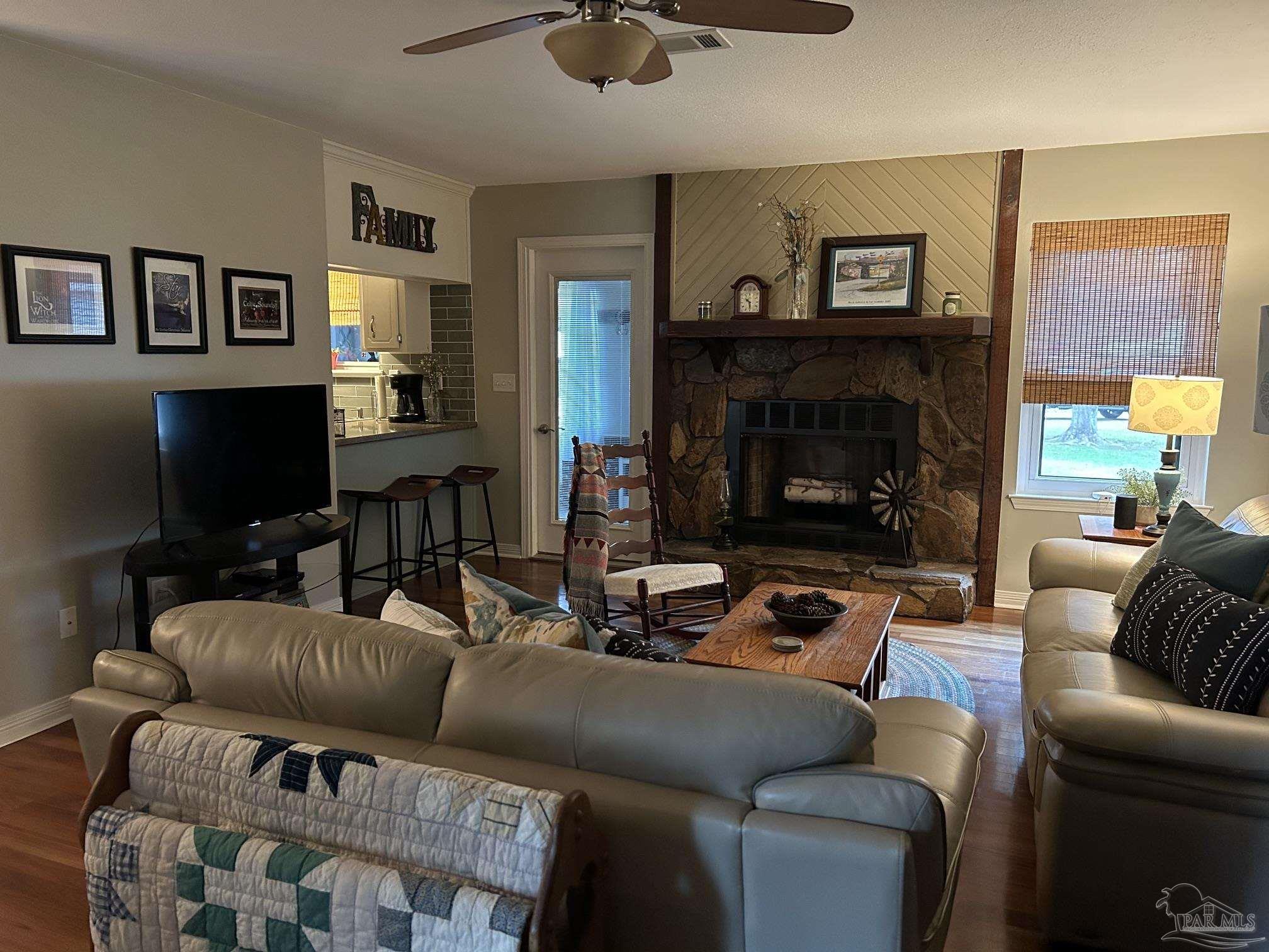 1238 Tate Road Cantonment, FL 32533 - Photo 16 of 43