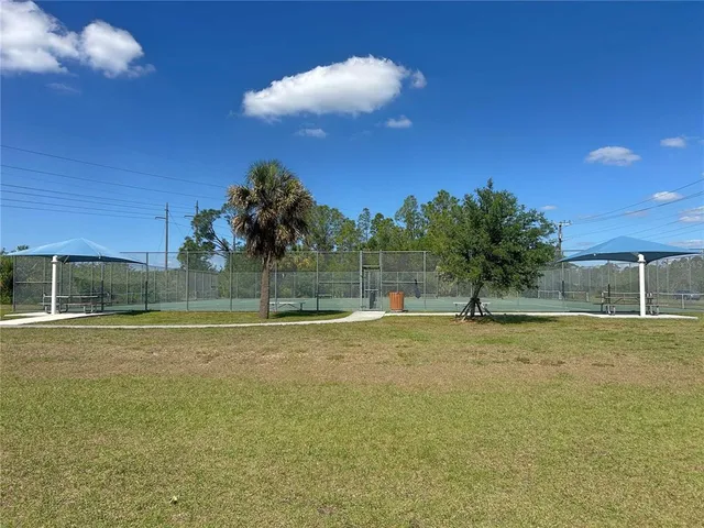 a view of a tennis court
