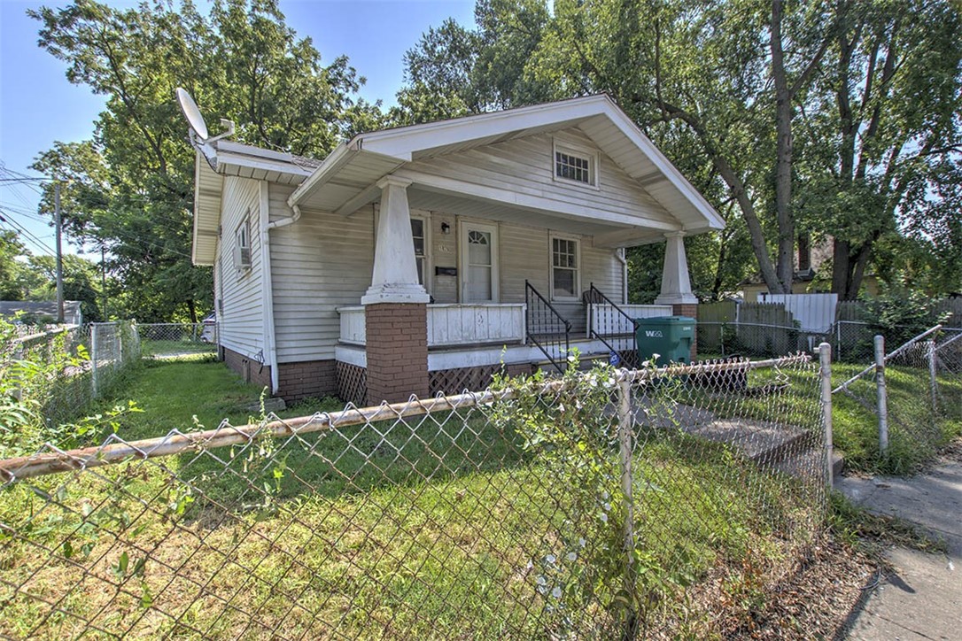 1826 North Jasper Street Decatur, IL 62526 - Photo 1 of 14