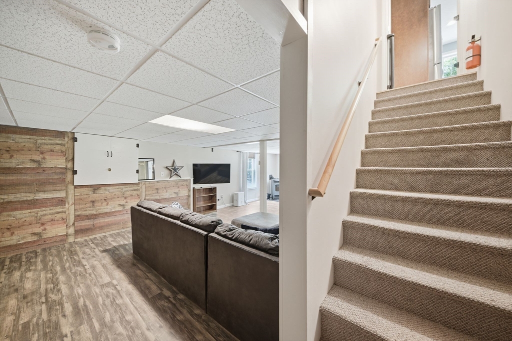 128 Bragg Hill Road Westminster, MA 01473 - Photo 33 of 42
