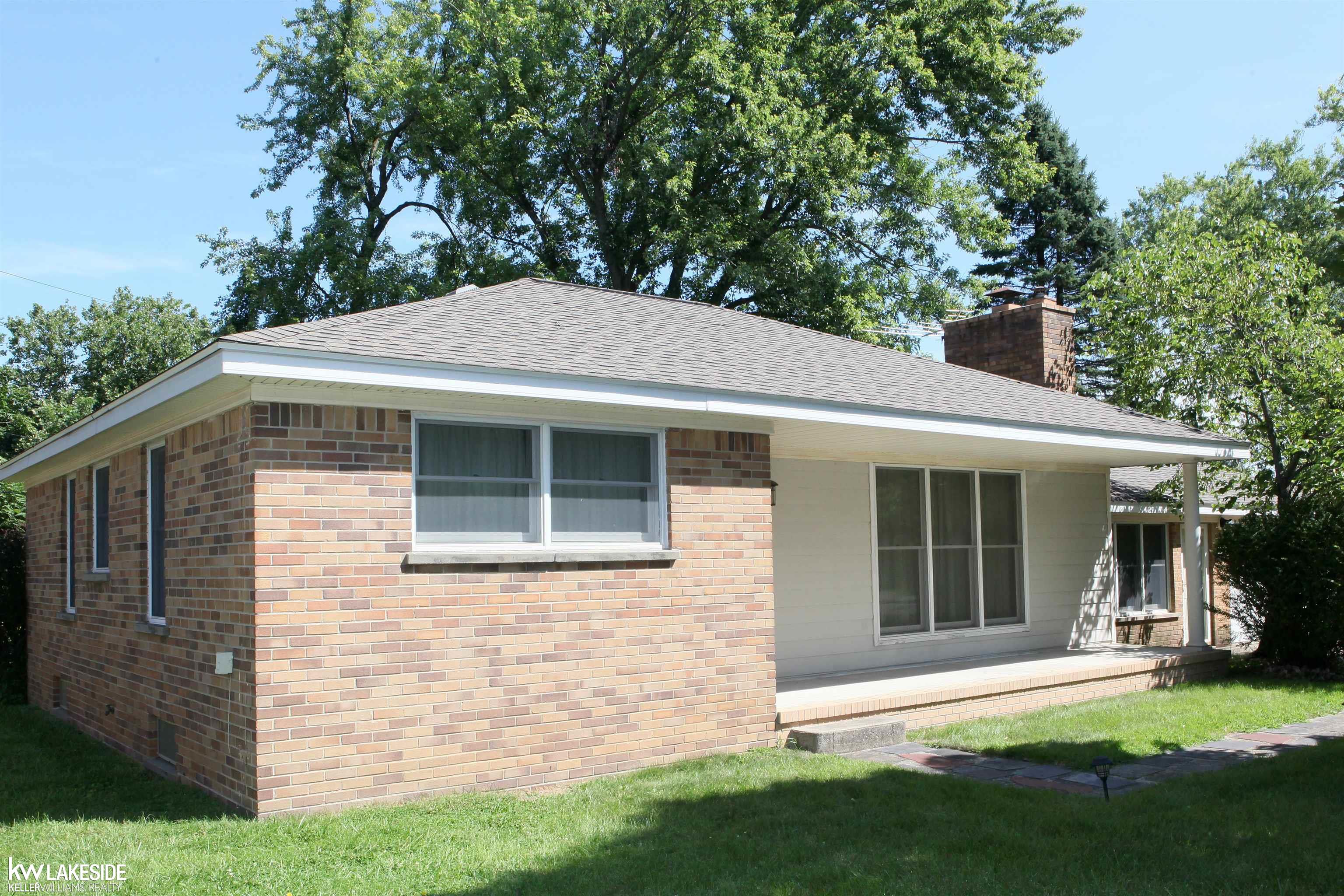 470 Elmhill Road Rochester Hills, MI 48306 - Photo 3 of 26