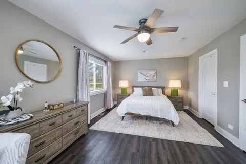 $625,000 | 608 Bridle Lane, Wheaton, IL 60187