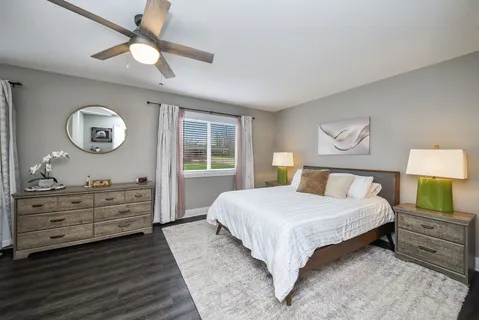 $625,000 | 608 Bridle Lane, Wheaton, IL 60187